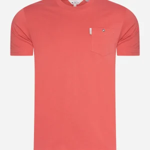 Signature pocket tee - raspberry