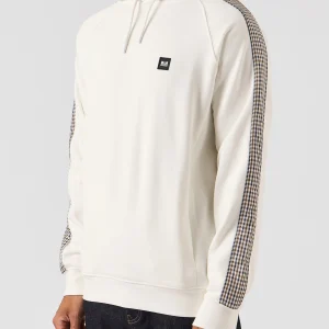 Lo sung - winter white house check