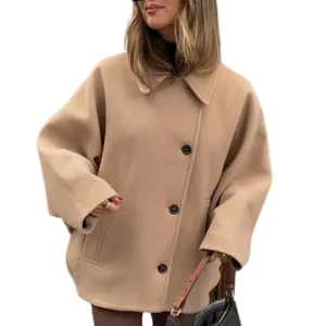 Dames tussenjas in oversized look met knoopsluiting – Selina