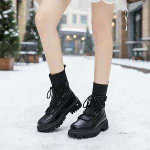 Robuste Outdoor-Boots - Lilly