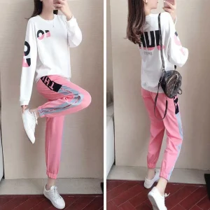 Tweedelig Dames Trainingspak met Sweater en Broek – Leona